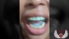 Afspelen Amateur pijpbeurt video: hete slet slet cumshot