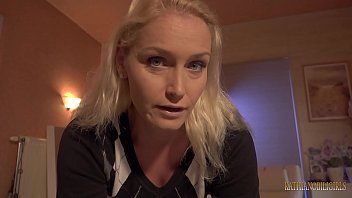 هذه الفتاة الكريولية MILF لم تتخيل أبدًا مدى قدرتها على القيام بذلك