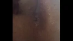 Jouer Hungry Skank se fait remplir de crème lors d'une sale rencontre interraciale