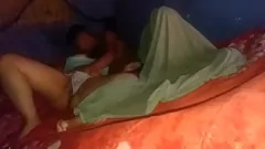 play Completarea pizdei prietenei prietenului meu în întuner